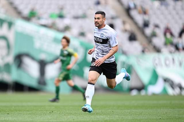俱乐部杯-特莱斯24分北控胜江苏 陈国豪10分